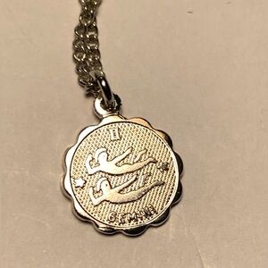 Gemini Zodiac pendant charm dainty necklace New vintage silver